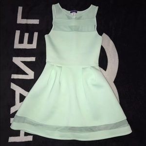 💕 BEAUTIFUL Green Mesh Shift Dress💕